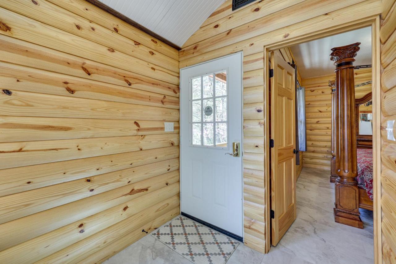 Cliffside Eureka Springs Cabin With Beaver Lake View Exteriér fotografie