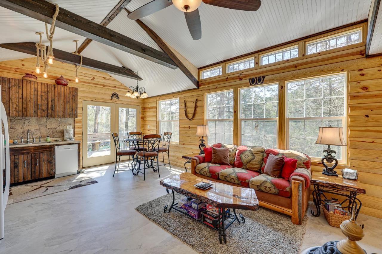 Cliffside Eureka Springs Cabin With Beaver Lake View Exteriér fotografie