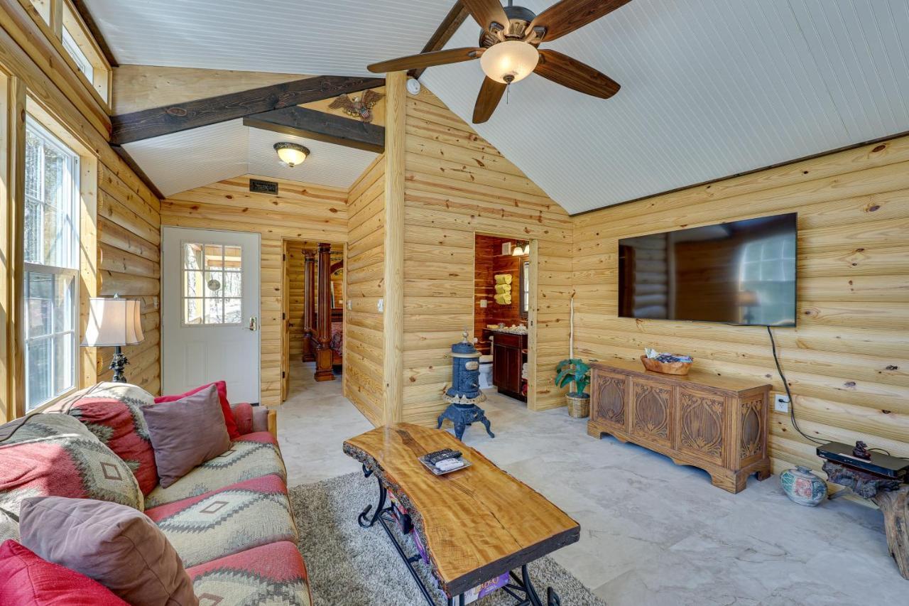 Cliffside Eureka Springs Cabin With Beaver Lake View Exteriér fotografie