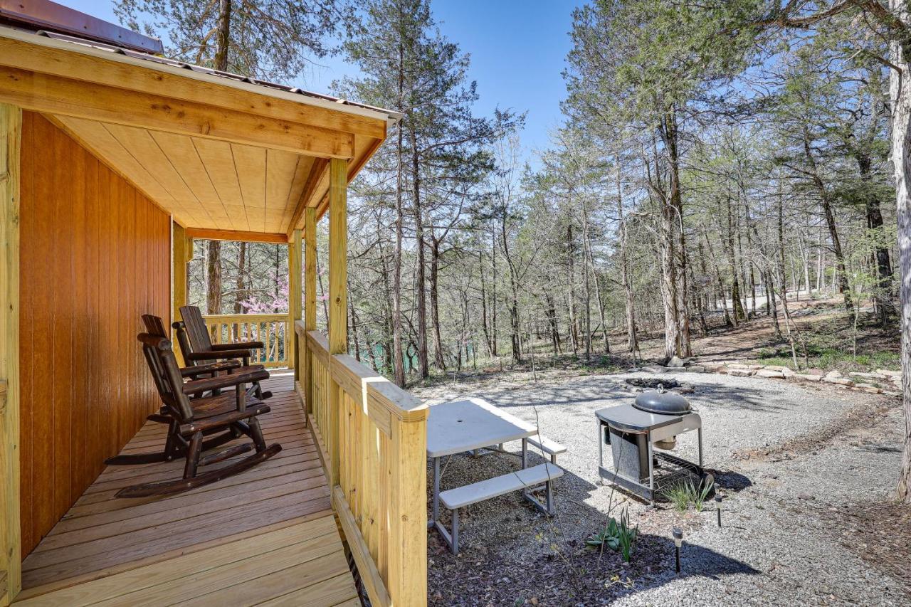 Cliffside Eureka Springs Cabin With Beaver Lake View Exteriér fotografie
